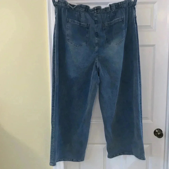 Eloquii Wide Leg Jeans Paperbag High Waist Plus Sz 28 Medium Wash Denim Pants - Picture 3 of 9